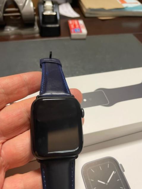 Apple Watch 5 44mm Uzay Gri